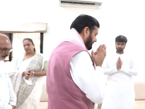 हरियाणा CM सैनी का गुजरात दौरा: पूर्व सीएम विजय रूपाणी के परिजनों को दी सांत्वना; बोले- वे सदैव जनसेवा के लिए समर्पित रहे – Haryana News
